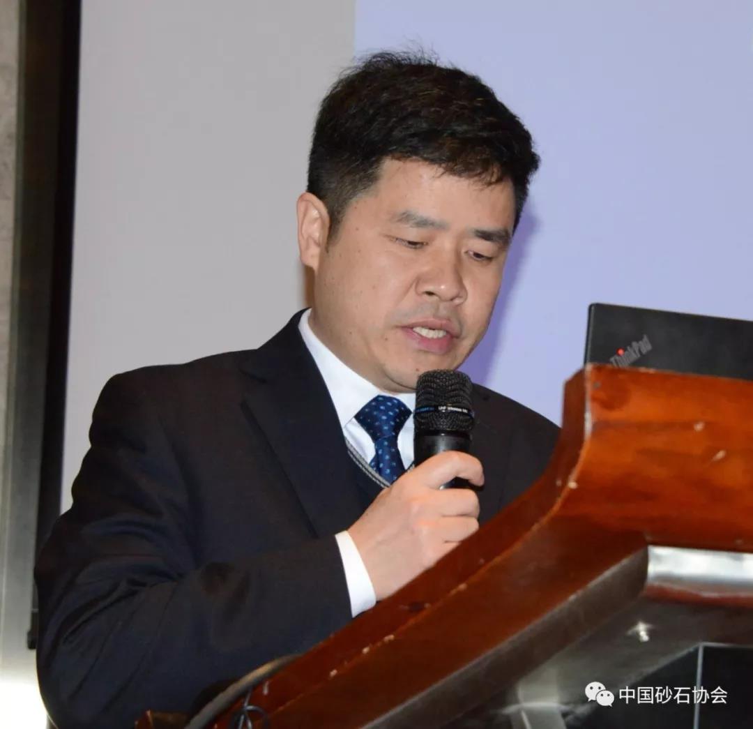 �F���F·Ͷ�Y����؟(z��)�ι�˾�hίί�T��������(j��ng)�� �Y��